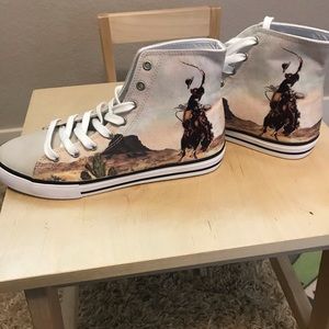 Western lace up sneakers. Unisex UK Men’s 5.